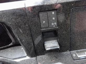 Volkswagen Multivan  picture 11