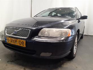 škoda osobní automobily Volvo V-70 V70 (SW) 2.4 D5 20V (D5244T5) [120kW]  (01-2001/12-2008) 2006/1