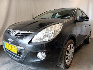 Auto incidentate Hyundai I-20 i20 Hatchback 1.2i 16V (G4LA) [57kW]  (09-2008/12-2012) 2011/6