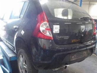 Dacia Sandero Sandero I (BS) Hatchback 1.2 16V (D4F-732(D4F-F7)) [55kW]  (11-2008/12=
-2012) picture 3