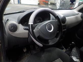 Dacia Sandero Sandero (BS) Hatchback 1.4 (K7J-710) [55kW]  (06-2008/12-2012) picture 5