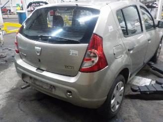 Dacia Sandero Sandero (BS) Hatchback 1.4 (K7J-710) [55kW]  (06-2008/12-2012) picture 3