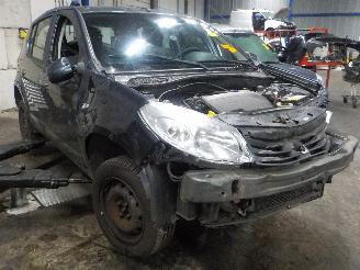 Dacia Sandero Sandero Hatchback 1.2 16V (D4F-732) [55kW]  (11-2008/...) picture 2