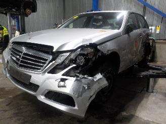 Vrakbiler auto Mercedes E-klasse E (W212) Sedan E-220 CDI 16V BlueEfficiency (OM651.924(Euro 5) [120kW]=
  (01-2009/12-2015) 2009/0
