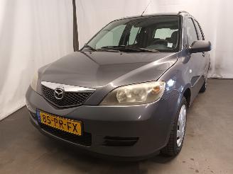 Unfallwagen Mazda 2 2 (NB/NC/ND/NE) Hatchback 1.4 16V (FXJA) [58kW]  (04-2003/06-2007) 2004/10