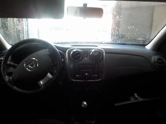 Dacia Logan Logan MCV II/Sandero Wagon (7S) Combi 0.9 TCE 12V (H4B-400(H4B-A4)) [6=
6kW]  (02-2013/...) picture 5