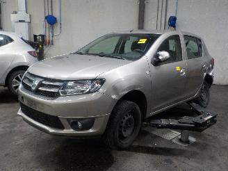 Uttjänta bilar auto Dacia Sandero Sandero II Hatchback 0.9 TCE 12V (H4B-400(H4B-A4)) [66kW]  (10-2012/..=
=2E) 2013
