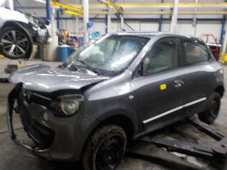 Salvage car Renault Twingo Twingo III (AH) Hatchback 5-drs 1.0 SCe 70 12V (H4D-400(H4D-A4)) [52kW=
]  (09-2014/...) 2018
