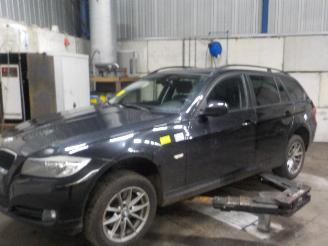Démontage voiture BMW 3-serie 3 serie Touring (E91) Combi 318i 16V (N43-B20A) [105kW]  (05-2007/05-2=
012) 2009