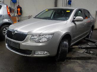Sloopauto Skoda Superb Superb (3TAA) Hatchback 1.4 TSI 16V (CAXC) [92kW]  (07-2008/05-2015) 2013