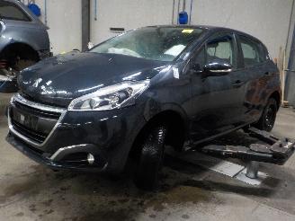 Sloopauto Peugeot 208 208 I (CA/CC/CK/CL) Hatchback 1.2 Vti 12V PureTech 82 (EB2F(HMZ)) [60k=
W]  (03-2012/12-2019) 2018/1