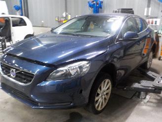 Autoverwertung Volvo V-40 V40 (MV) 1.6 D2 (D4162T) [84kW]  (03-2012/12-2016) 2015/2