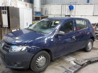 demontáž osobní automobily Dacia Sandero Sandero II (5S) Hatchback 1.2 16V (D4F-F732) [54kW]  (05-2015/...) 2015/6
