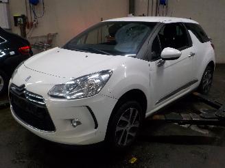 Salvage car Citroën DS3 DS3 (SA) Hatchback 1.6 e-HDi (DV6DTED(9HP)) [68kW]  (11-2009/07-2015) 2012