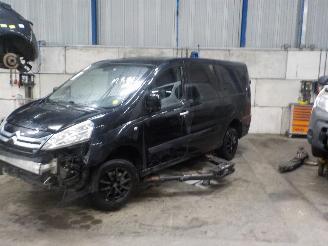 Salvage car Citroën Jumpy Jumpy (G9) Van 2.0 HDiF 16V 125 (DW10CD(AHZ)) [94kW]  (07-2011/07-2016=
) 2013