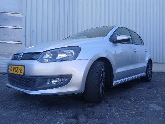krockskadad bil auto Volkswagen Polo Polo V (6R) Hatchback 1.2 TDI 12V BlueMotion (CFWA(Euro 5)) [55kW]  (1=
0-2009/05-2014) 2011/5