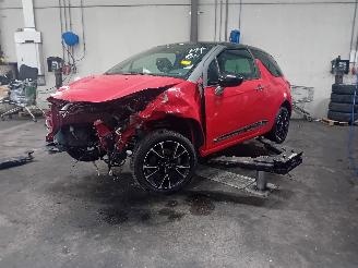 Salvage car Citroën DS3 DS3 (SA) Hatchback 1.2 12V PureTech 82 (EB2F(HMZ)) [60kW]  (01-2013/03=
-2015) 2012