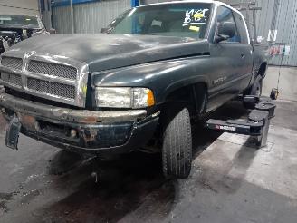 Salvage car Dodge Ram Ram Pick-up 5.2 1500 4x2 (Y(V8-318)) [172kW]  (01-1993/09-2001) 1997