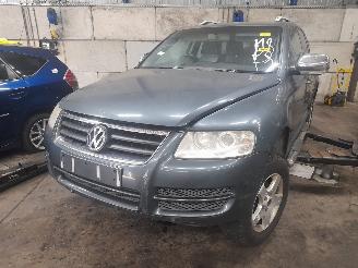 Sloopauto Volkswagen Touareg Touareg (7LA/7L6) SUV 2.5 TDI R5 (BAC) [128kW]  (01-2003/05-2010) 2004