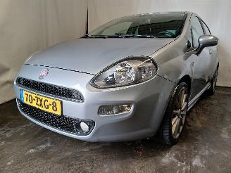 skadebil auto Fiat Punto Punto III (199) Hatchback 0.9 TwinAir (312.A.2000) [63kW]  (03-2012/..=
=2E) 2013/2