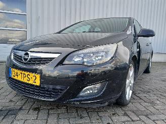 Avarii autoturisme Opel Astra Astra J (PC6/PD6/PE6/PF6) Hatchback 5-drs 1.7 CDTi 16V EcoFLEX 130 (A1=
7DTE(Euro 5)) [96kW]  (07-2011/10-2015) 2012/3