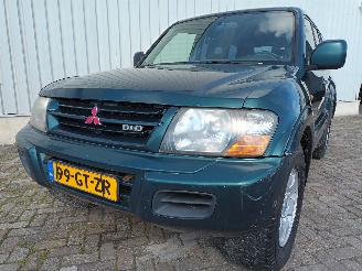 skadebil auto Mitsubishi Pajero Pajero Hardtop (V6/7) Terreinwagen 3.2 DI-D 16V (4M41) [121kW]  (04-20=
00/12-2006) 2001/3
