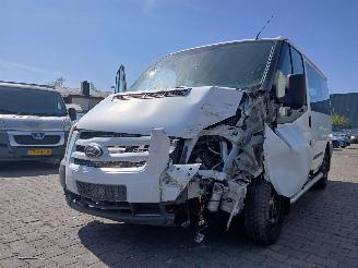 Unfallwagen Ford Transit Transit Tourneo Bus 2.2 TDCi 16V Euro 5 (DRFA) [74kW]  (09-2011/06-201=
2) 2011/11