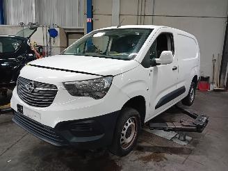 Uttjänta bilar auto Opel Combo Combo Cargo Van 1.6 CDTI 100 (B16DT(DV6FD)) [73kW]  (06-2018/04-2020) 2019/0