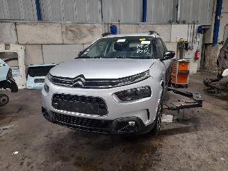 Vrakbiler auto Citroën C4 C4 Cactus (0B/0P) Hatchback 5-drs 1.6 Blue Hdi 100 (DV6FD(BHY)) [73kW]=
  (09-2014/06-2018) 2015