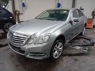Sloopauto Mercedes E-klasse E (W212) Sedan E-350 CDI BlueEfficiency 3.0 V6 24V (OM642.852) [195kW]=
  (03-2011/12-2015) 2010