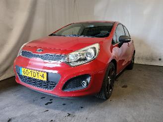 skadebil auto Kia Rio Rio III (UB) Hatchback 1.2 CVVT 16V (G4LA5) [63kW]  (09-2011/12-2017) 2012/1