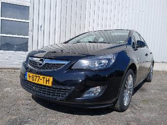 Unfallwagen Opel Astra Astra J (PC6/PD6/PE6/PF6) Hatchback 5-drs 1.6 Turbo 16V (A16LET(Euro 5=
)) [132kW]  (12-2009/10-2015) 2011/5