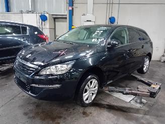 Autoverwertung Peugeot 308 308 SW (L4/L9/LC/LJ/LR) Combi 5-drs 1.6 BlueHDi 120 (DV6FC(BHZ)) [88kW=
]  (03-2014/12-2021) 2015