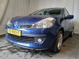 Auto incidentate Renault Clio Clio III Estate/Grandtour (KR) Combi 1.2 16V TCE 100 (D4F-784(D4F-H7))=
 [74kW]  (11-2007/12-2012) 2008/3