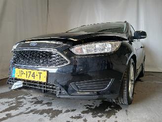 damaged passenger cars Ford Focus Focus 3 Wagon Combi 1.0 Ti-VCT EcoBoost 12V 100 (M2DC) [74kW]  (02-201=
2/05-2018) 2016/5