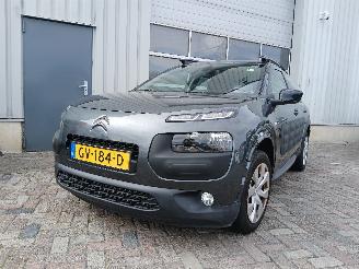 Auto incidentate Citroën C4 C4 Cactus (0B/0P) Hatchback 5-drs 1.2 PureTech 82 12V (EB2F(HMZ)) [60k=
W]  (09-2014/...) 2015/8