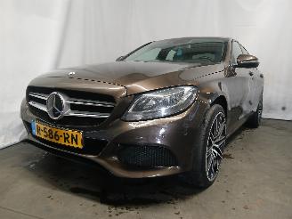 uszkodzony samochody osobowe Mercedes C-klasse C (W205) Sedan C-180 1.6 CDI BlueTEC, C-180 d 16V (OM626.951(R9M)) [85=
kW]  (05-2014/05-2018) 2015/1