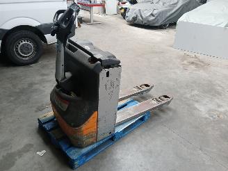 krockskadad bil machine Still  Pomp Wagen 2015/1