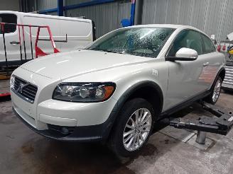  Volvo C-30 C30 (EK/MK) Hatchback 3-drs 1.6 D 16V (D4164T) [80kW]  (10-2006/12-201=
2) 2009