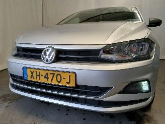 uszkodzony samochody osobowe Volkswagen Polo Polo VI (AW1) Hatchback 5-drs 1.0 MPi 12V (DFNB) [48kW]  (06-2017/02-2=
020) 2019/1