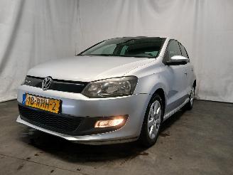 krockskadad bil auto Volkswagen Polo Polo V (6R) Hatchback 1.2 TDI 12V BlueMotion (CFWA(Euro 5)) [55kW]  (1=
0-2009/05-2014) 2011/5