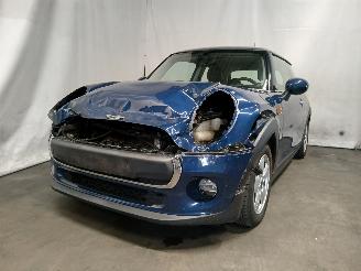 uszkodzony samochody osobowe Mini Mini Mini (F56) Hatchback 3-drs 1.5 12V One D (B37C15A) [70kW]  (03-2014/..=
=2E) 2014/8