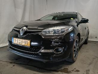 damaged passenger cars Renault Mégane Megane III Grandtour (KZ) Combi 5-drs 1.5 dCi 110 (K9K-636(K9K-A6)) [8=
1kW]  (02-2009/04-2016) 2013/12