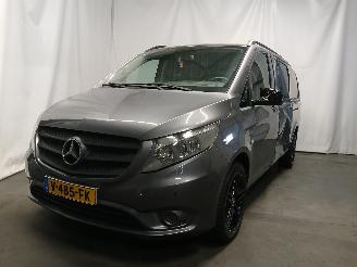 Vaurioauto  passenger cars Mercedes Vito Vito (447.6) Van 2.2 116 CDI 16V (OM651.950) [120kW]  (10-2014/...) 2015/6