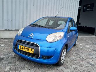 damaged passenger cars Citroën C1 C1 Hatchback 1.0 12V (1KR-FE(CFB)) [50kW]  (06-2005/09-2014) 2010/94