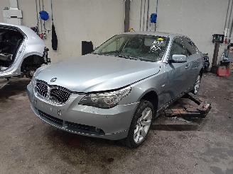 Dezmembrări autoturisme BMW 5-serie 5 serie (E60) Sedan 520i 24V (M54-B22) [125kW]  (07-2003/03-2010) 2003