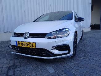 Vaurioauto  passenger cars Volkswagen Golf Golf VII (AUA) Hatchback 2.0 R 4Motion 16V (DNUE) [221kW]  (11-2013/08=
-2020) 2019/11