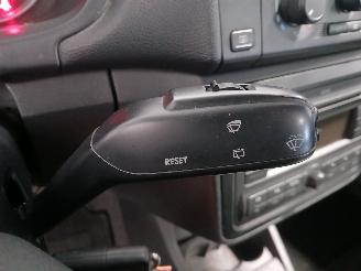 Skoda Roomster Roomster (5J) MPV 1.4 16V (CGGB) [63kW]  (09-2006/05-2015) picture 16