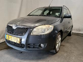 Démontage voiture Skoda Roomster Roomster (5J) MPV 1.4 16V (CGGB) [63kW]  (09-2006/05-2015) 2008/3