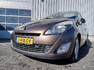 uszkodzony samochody osobowe Renault Scenic Grand Scénic III (JZ) MPV 1.4 16V TCe 130 (H4J-700(H4J-A7)) [96kW]  =
(02-2009/12-2016) 2010/7